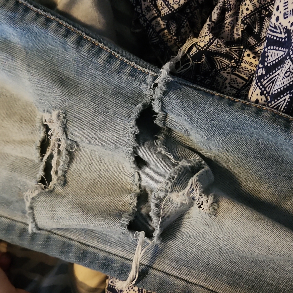 Jeans - Picture 4 of 12